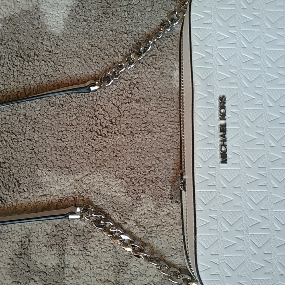 Michael Kors NWOT Crossbody White - Picture 6 of 10